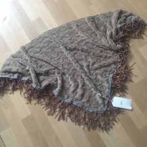 —2 for $20–NWT!Native American Style Scarf